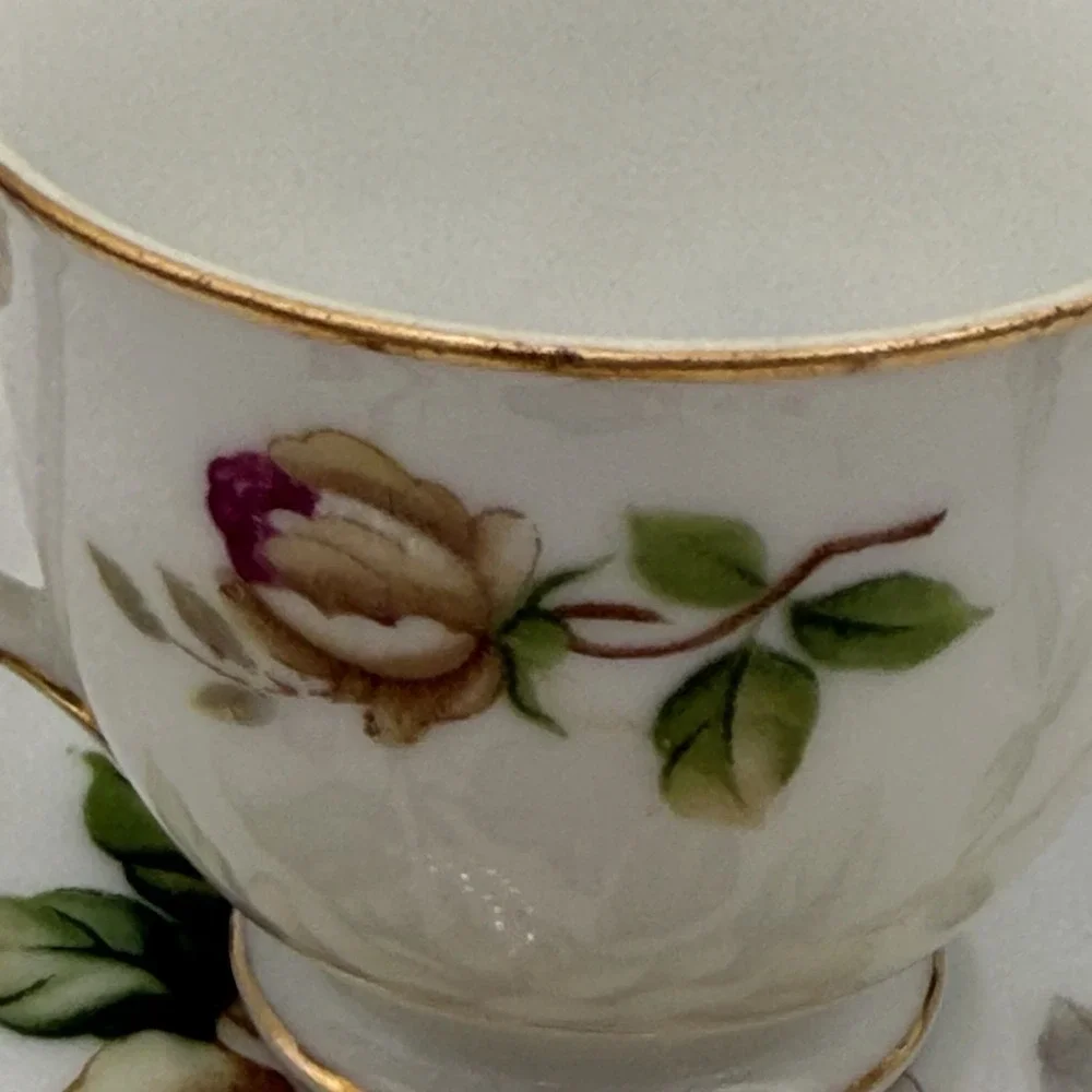 Vintage Lynmore Golden Rose 2 Teacups With Saucers  Fine China Japan Yellow Pink